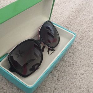 Kate spade sunglasses with case